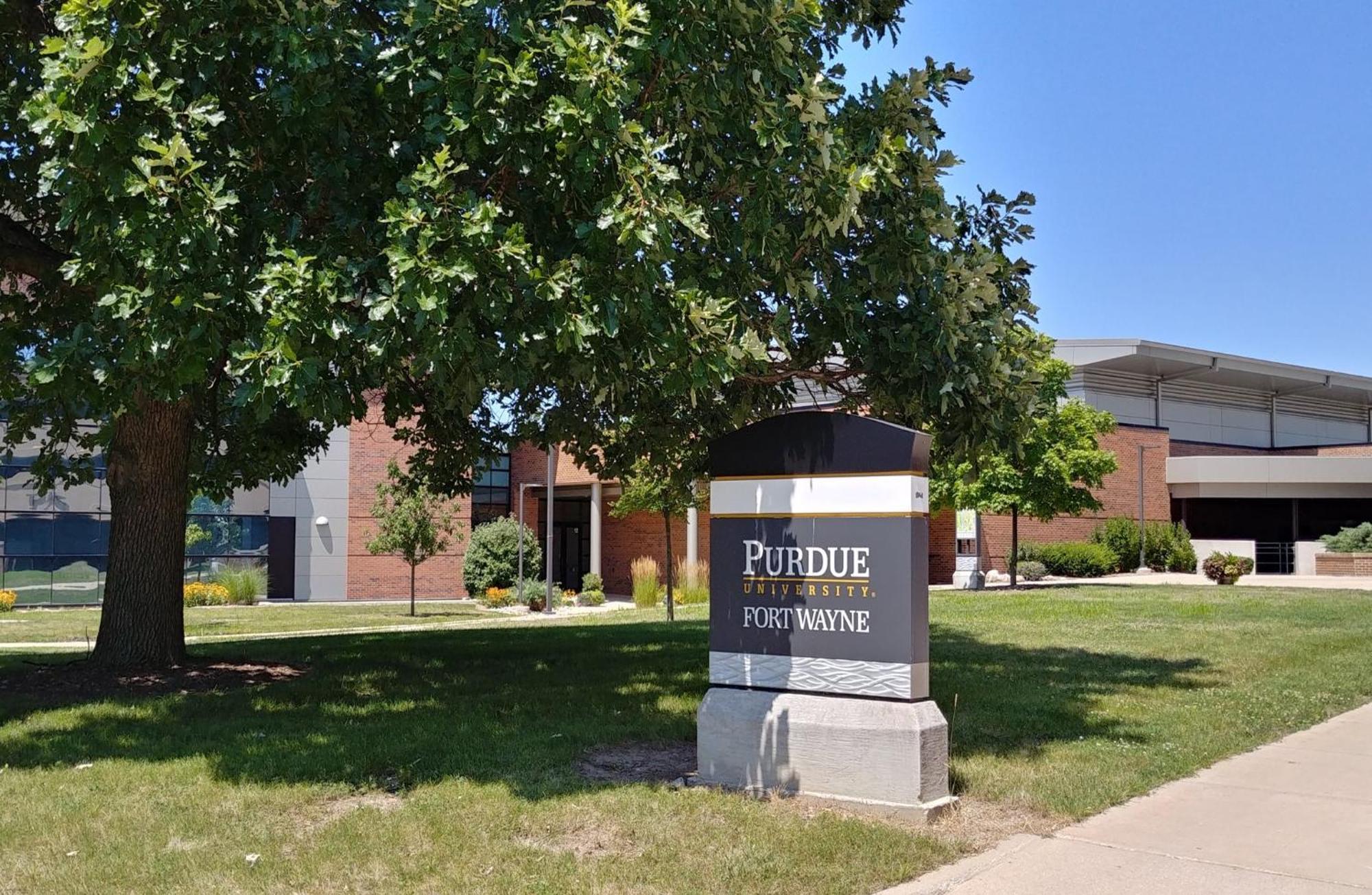 Holiday Inn Purdue - Fort Wayne By Ihg Exterior photo